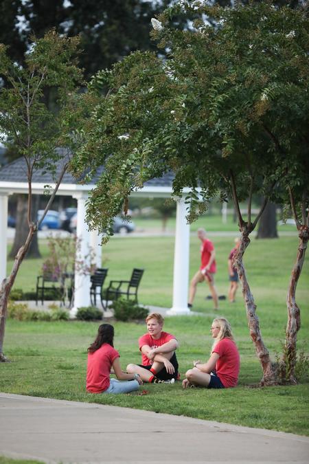 Students enjoy a nice evening during Welcome Week. - Photo by Kristi McMurry Woody