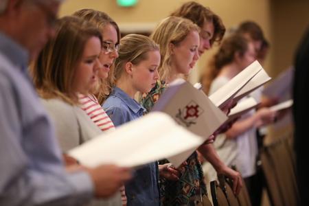 Guests at Psalmfest sing a Psalm and worship together. - Photo by Kristi McMurry Woody