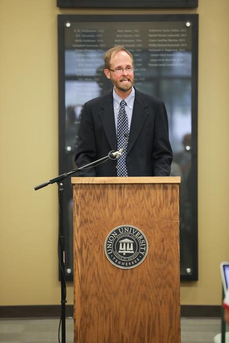 Doug Sweeney, dean of Beeson Divinity School, speaks at the STM Lecture in Coburn Dining Room.  - Photo by Kristi McMurry Woody