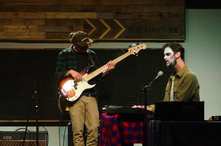 Bendigo Fletcher performs a concert in Barefoots Joe. - Photo by Jess Newendyke