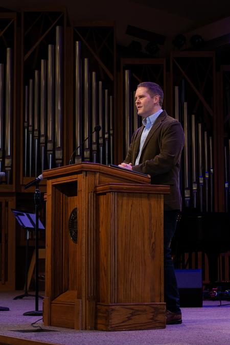 Michael Kelley, director of groups ministry for Lifeway Christian Resources, speaks in chapel. - Photo by Joey Echeverria