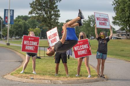 Student leaders welcome new students and their families to campus during Move-in Day. - Photo by Kristi McMurry Woody