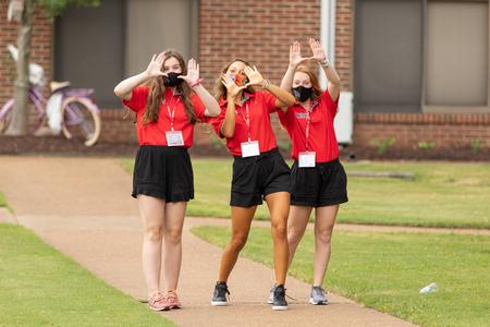 Student leaders celebrate new students during New Student Move-in Day. - Photo by Kristi McMurry Woody