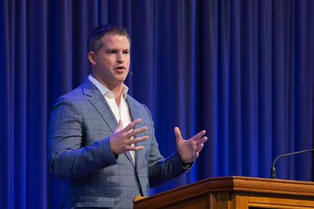 Paul Akin, Dean of the Billy Graham School of Missions, Evangelism and Ministry at Southern Baptist Theological Seminary, speaks in chapel. - Photo by Naomi Mengel