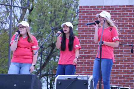 Students perform during SAC's Rock the Block. - Photo by Abigail Aspinwall