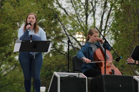 Students perform during SAC's Rock the Block. - Photo by Abigail Aspinwall