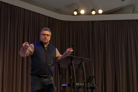 Dean Inserra, lead pastor of City Church in Tallahassee, Fla., speaks on Luke 18 in chapel. - Photo by Cade Smith