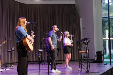 Music students lead new students and their families in worship during the Blessings Chapel. - Photo by Karley Hathcock