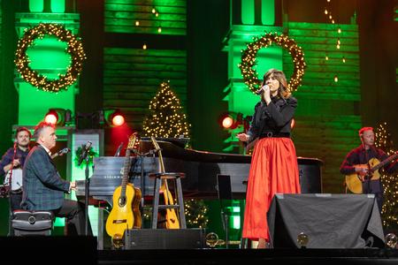 Keith and Kristyn Getty perform their Irish Christmas concert during the 26th annual Scholarship Banquet. - Photo by Karley Hathcock