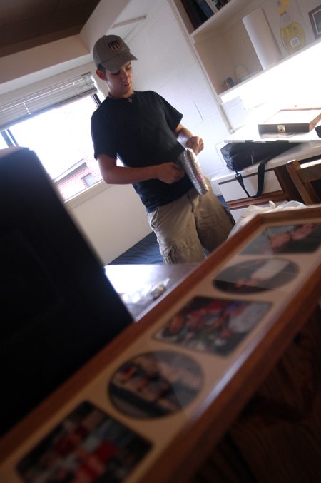 Freshman Josh Hays of Murfreesboro, Tenn. begins the unpacking process during Freshman Move-In Day. - Photo by Brad Moore