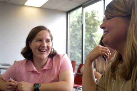 Freshmen Joy Wynn of Natchez, Miss. and Anna Townsend of Franklin, Tenn. get to know each other at one of their Focus group meetings during New Student Orientation. - Photo by Brad Moore