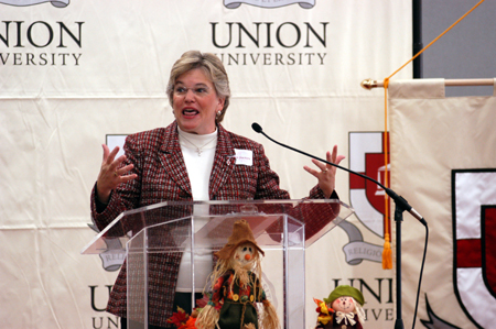 Union Auxiliary President and First Lady Lanese Dockery welcomes the members and guests of the Auxiliary to the fall luncheon. - Photo by Morris Abernathy