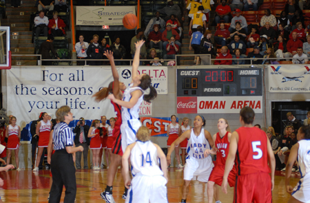 Union tips-off against Lubbock Christian University (Texas) during the NAIA Women's Basketball National Championship Game. - Photo by Morris Abernathy