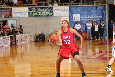 Natanya Smith goes through her free-throw ritual during the NAIA Women's Basketball National Championship Game. - Photo by Morris Abernathy