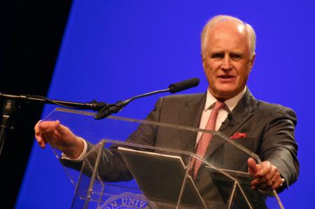 Winston S. Churchill shares memories of his grandfather and namesake, as well as his views on world politics and the war in Iraq, as guest speaker at Union's tenth annual scholarship banquet. - Photo by Stephanie Schroeder