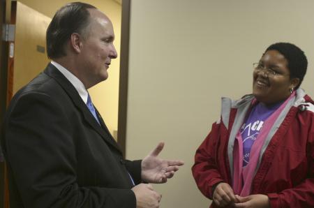 Jerry Tidwell talks with Robbyn Reynolds after chapel during a reception held outside the President's Office. - Photo by Stephanie Schroeder