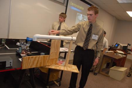Zack Jackson presents on <em>Autonomous Robot Design</em> at the 2007 Scholarship Symposium.   - Photo by Morris Abernathy