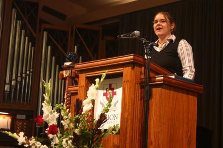 Amber Roberts Shrewsberry gave a tribute to Dr. Kyle L. Hathcox during a memorial held for him August 29, 2007, in G.M. Savage Chapel. Shrewsberry was one of many students that Hathcox taught. - Photo by Stephanie Schroeder