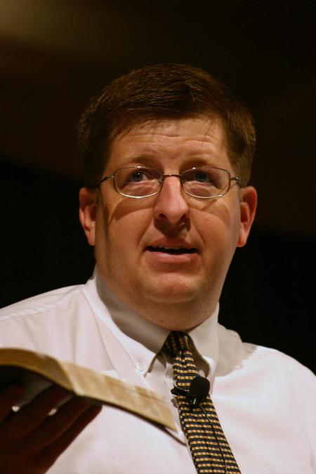 Ray Van Neste, associate professor of Christian studies, delivers a message during a chapel service. - Photo by Stephanie Schroeder